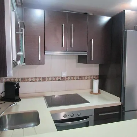 Apartamento En Edificio Caracas En Apartment Torremolinos